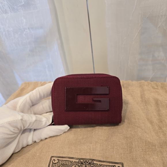 Gucci By TOM FORD Deep Red Wallet With Key Holder - Picture 1 of 10